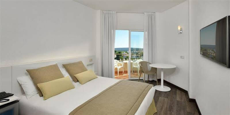 Sol Palmanova Mirlos Tordos Hotell